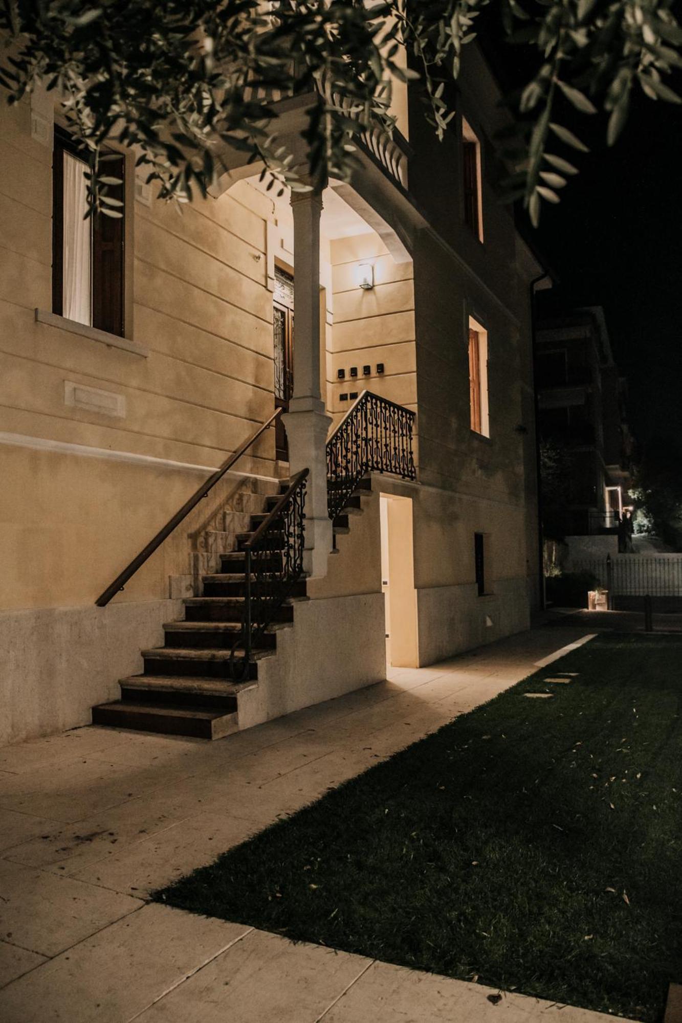 Naboo Verona Luxury Suites المظهر الخارجي الصورة